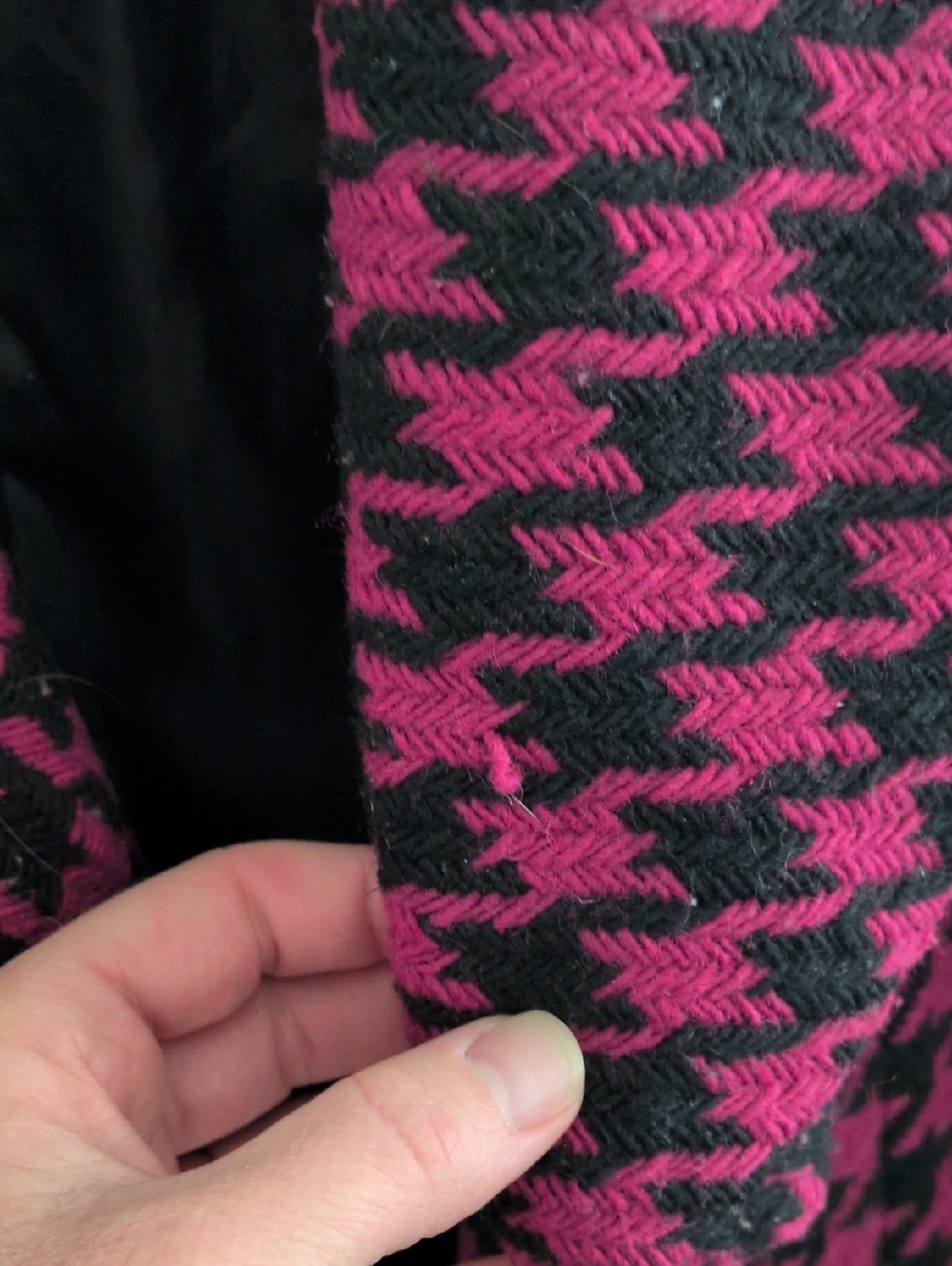 Women's Houndstooth Long Coat in Magenta and Black - Express Circa 2008- XS - Picture 6 of 9